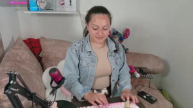 megan doll2 online show from 09-14-25, 09:47