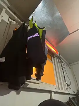 mustican422 online show from 01-28-25, 07:42