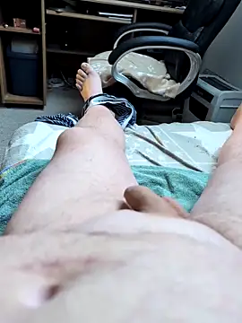 Mariomario0565 online show from 11-29-25, 07:44