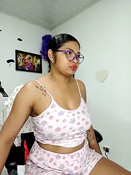 chalohott online show from 10-23-25, 09:08