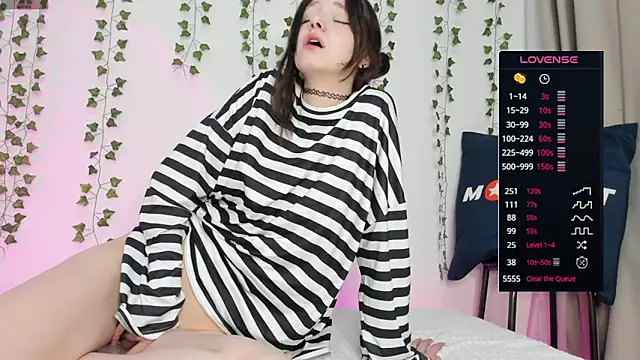 Snapshot of xxxnba chatting on 12-29-24, 12:34 xxxnba online show from 12-29-24, 12:34