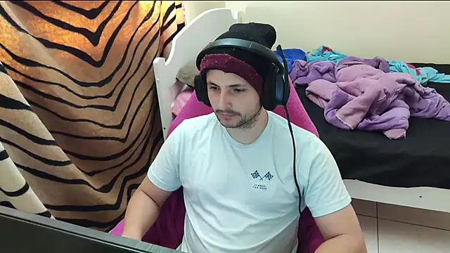 iurytx online show from 02-14-25, 07:02