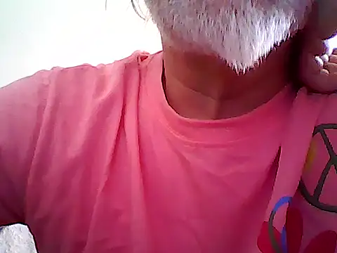 Snapshot of xcimeru chatting on 05-22-26, 01:39 xcimeru online show from 05-22-26, 01:39