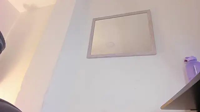 izaro22 online show from 02-15-25, 10:10