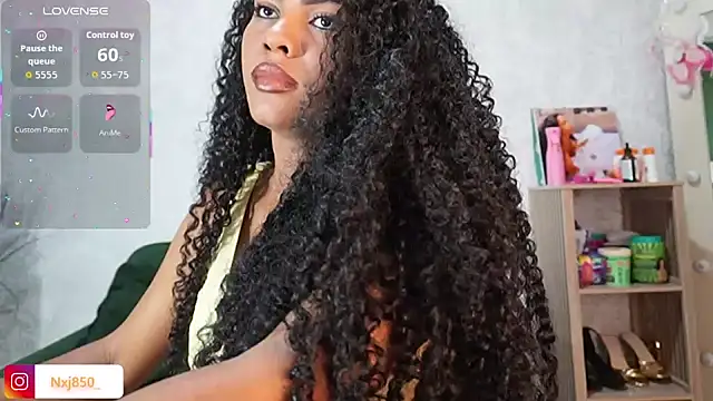 HOTBLACKANDWHITE2 online show from 02-07-26, 12:14