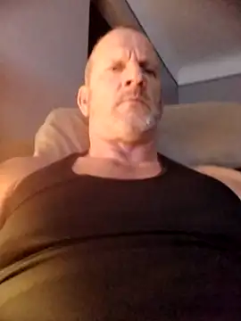 Snapshot of footfreek17 chatting on 02-01-26, 02:10 footfreek17 online show from 02-01-26, 02:10