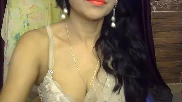 Snapshot of iam-moni2 chatting on 07-12-26, 04:42 iam-moni2 online show from 07-12-26, 04:42