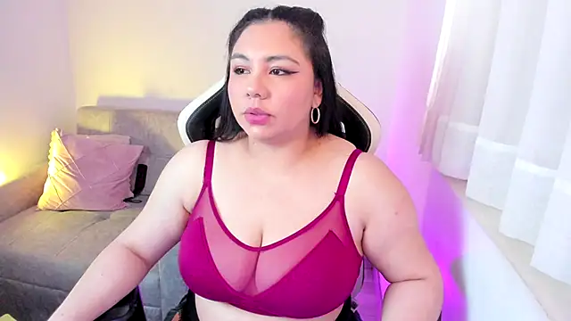 ambar-wells online show from 11-04-25, 04:06