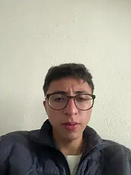 CamiRojas boy online show from 05-20-26, 06:03