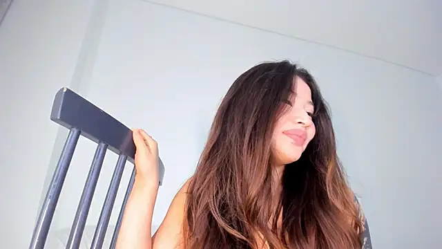 Snapshot of kawaii_mia chatting on 12-07-24, 01:47 kawaii mia online show from 12-07-24, 01:47