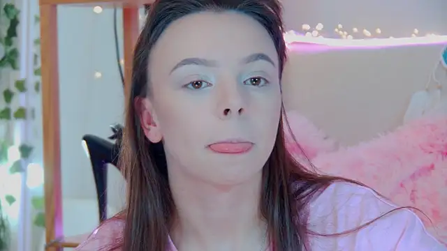 ElisabethDavis online show from 09-27-25, 03:06