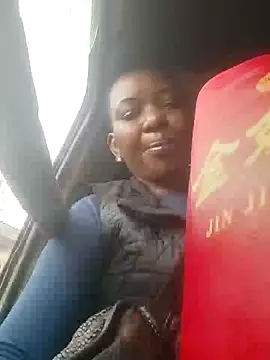 Snapshot of Hailey_BaileyXYZ chatting on 01-12-25, 06:39 Hailey BaileyXYZ online show from 01-12-25, 06:39