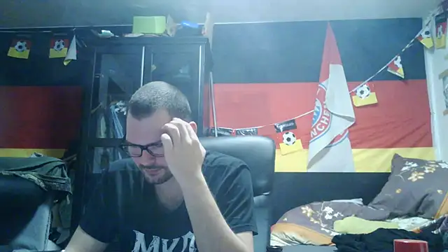 Die-geile-Sau online show from 01-12-26, 09:20