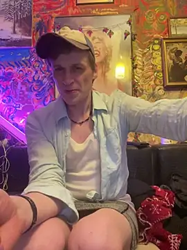 Snapshot of BarryKingsman chatting on 02-22-25, 01:55 BarryKingsman online show from 02-22-25, 01:55