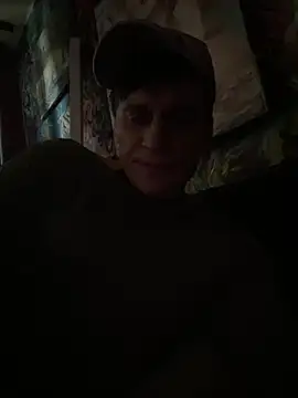 Snapshot of BarryKingsman chatting on 02-26-25, 01:41 BarryKingsman online show from 02-26-25, 01:41