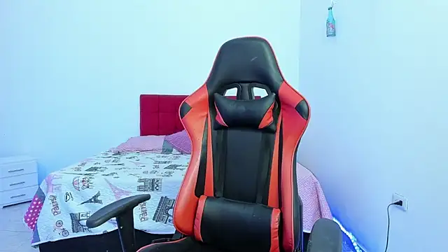 Sweet Coral  online show from 03-11-26, 11:38