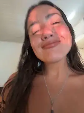 fenixgre online show from 03-22-26, 06:44