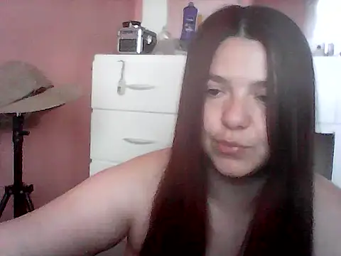 Oxitocina2000 online show from 11-18-25, 08:02