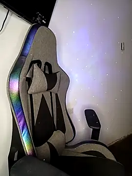 kanyat  online show from 03-25-26, 02:45