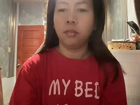Snapshot of UrLove_Marga chatting on 06-27-26, 10:37 UrLove Marga online show from 06-27-26, 10:37
