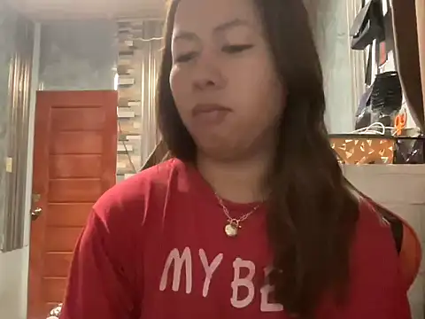 Snapshot of UrLove_Marga chatting on 07-17-26, 10:25 UrLove Marga online show from 07-17-26, 10:25