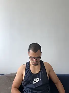 Snapshot of yourfavoritesbj chatting on 09-17-25, 03:14 yourfavoritesbj online show from 09-17-25, 03:14