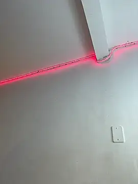 Snapshot of nicolette_sweet_ chatting on 03-07-25, 01:07 nicolette sweet online show from 03-07-25, 01:07