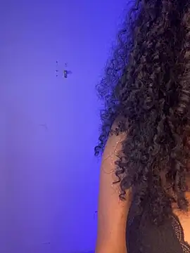 Snapshot of cataleya-miller_ chatting on 09-29-25, 02:06 cataleya-miller online show from 09-29-25, 02:06