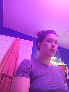 highly inappropriate online show from 07-08-26, 02:21