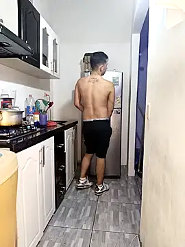 Snapshot of catire2323 chatting on 12-21-24, 01:36 catire2323 online show from 12-21-24, 01:36