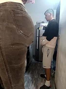 catire2323 online show from 01-09-26, 01:41