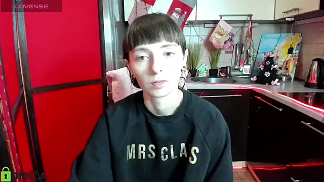 TayanaJons online show from 12-15-25, 07:56