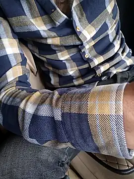 Freezing Duck online show from 02-10-26, 02:43