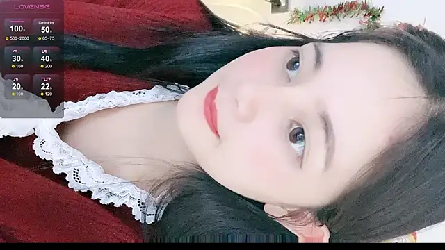 Snapshot of Judy520 chatting on 12-25-24, 12:59 Judy520 online show from 12-25-24, 12:59