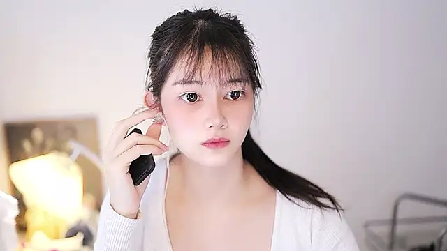 Snapshot of Judy520 chatting on 02-19-25, 01:51 Judy520 online show from 02-19-25, 01:51