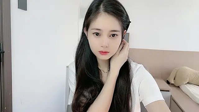 Snapshot of Judy520 chatting on 10-20-25, 01:06 Judy520 online show from 10-20-25, 01:06