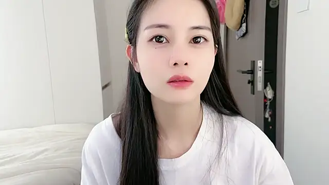 Snapshot of Judy520 chatting on 11-09-25, 12:20 Judy520 online show from 11-09-25, 12:20