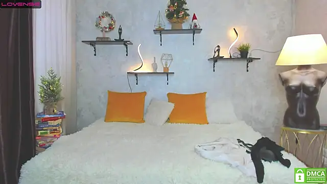 Snapshot of StripBianka chatting on 12-24-24, 07:28 StripBianka online show from 12-24-24, 07:28