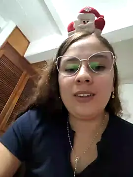 selena gomez2 online show from 12-24-24, 01:27