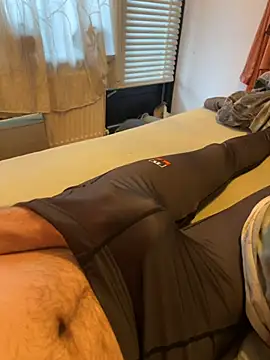 Snapshot of Mrbighardcock chatting on 02-11-26, 02:33 Mrbighardcock online show from 02-11-26, 02:33