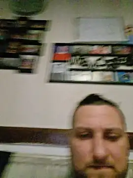 SmallDick    online show from 04-01-26, 06:14