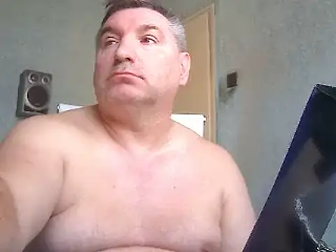 GYurmoka70 online show from 02-10-25, 08:42