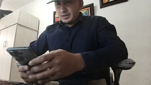 Snapshot of myke_andrade chatting on 10-03-25, 08:39 myke andrade online show from 10-03-25, 08:39