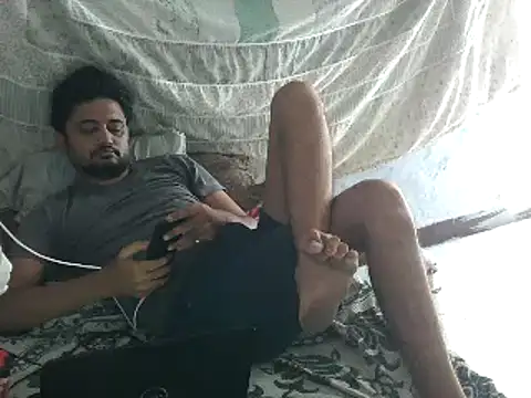 Rocobodymassager online show from 06-10-26, 03:50