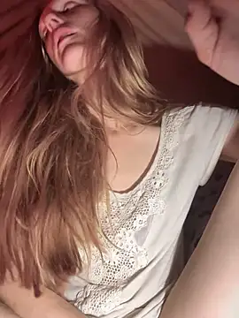 GoldenFlameGoddess online show from 03-16-26, 05:44