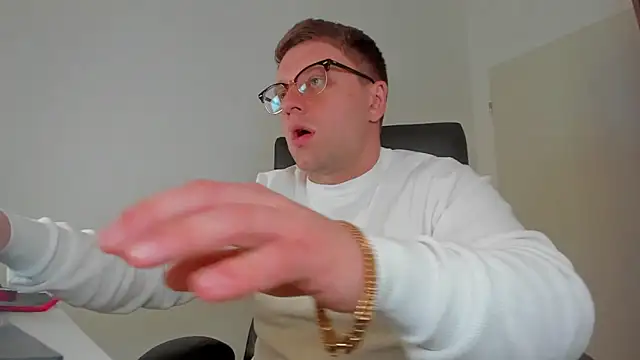 Findom guy online show from 03-22-25, 03:09