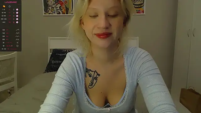 amelia lye online show from 03-10-25, 04:03