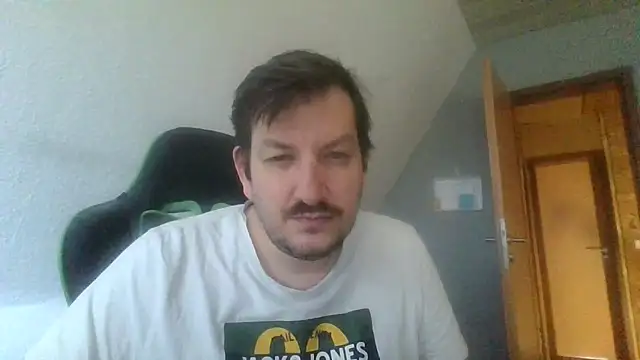 Snapshot of Golffahrer1982 chatting on 10-27-25, 11:36 Golffahrer1982 online show from 10-27-25, 11:36