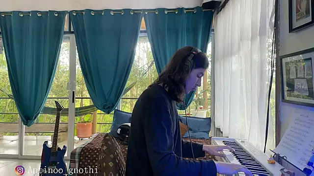 Snapshot of Antinoo_Gnothi chatting on 12-07-24, 05:20 Antinoo Gnothi online show from 12-07-24, 05:20