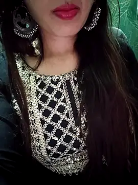 Noor Darliing online show from 10-08-25, 04:59